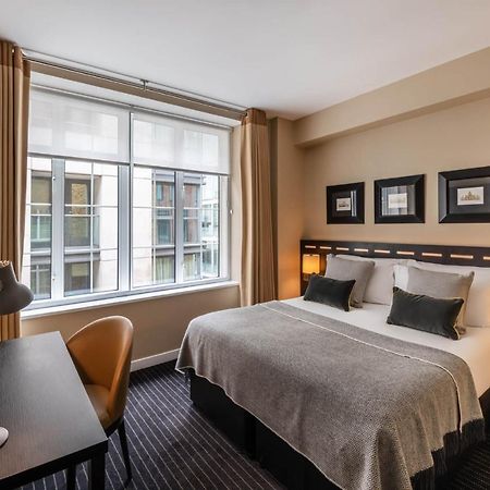 The Resident Victoria Hotel Лондон Екстериор снимка