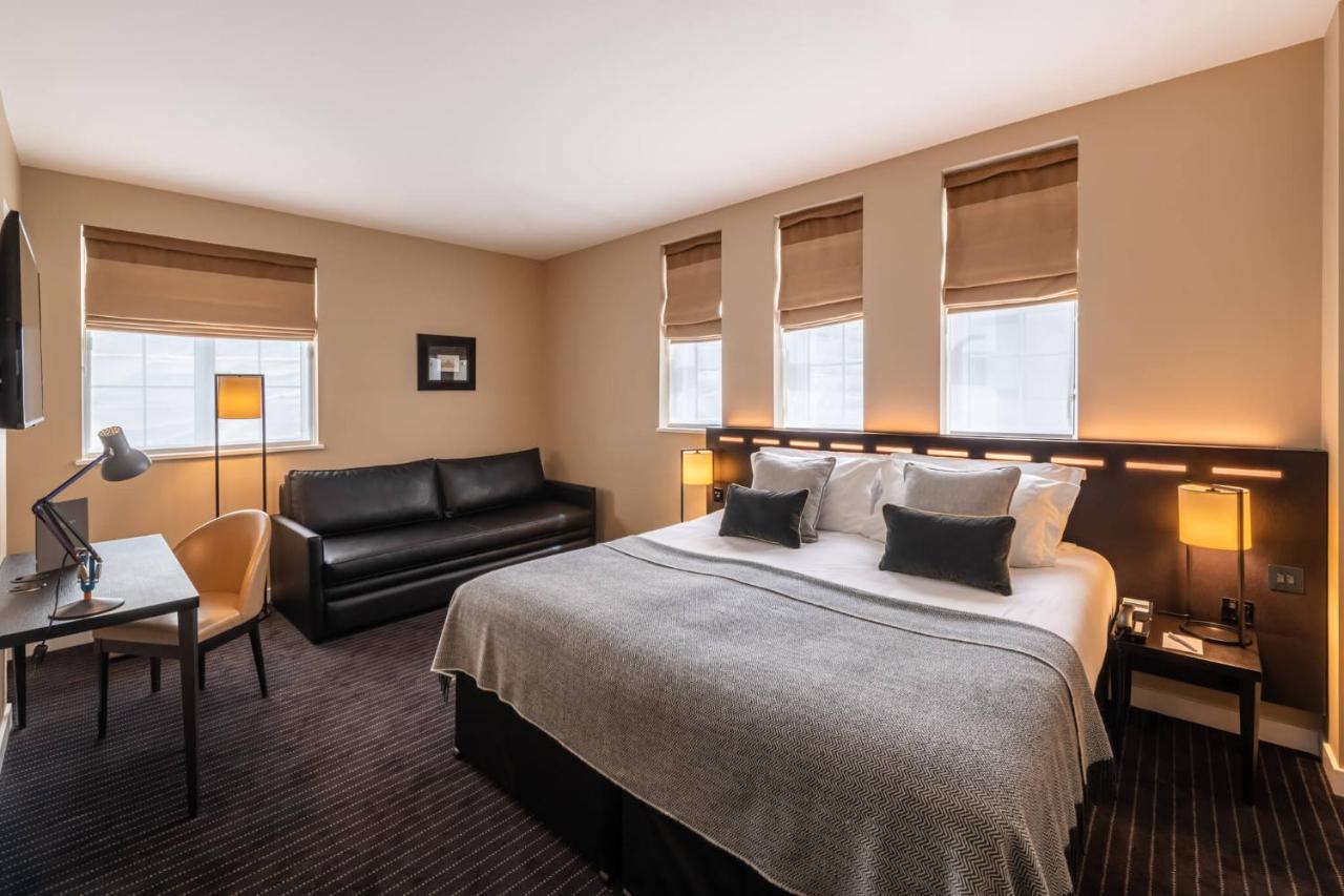 The Resident Victoria Hotel Лондон Екстериор снимка