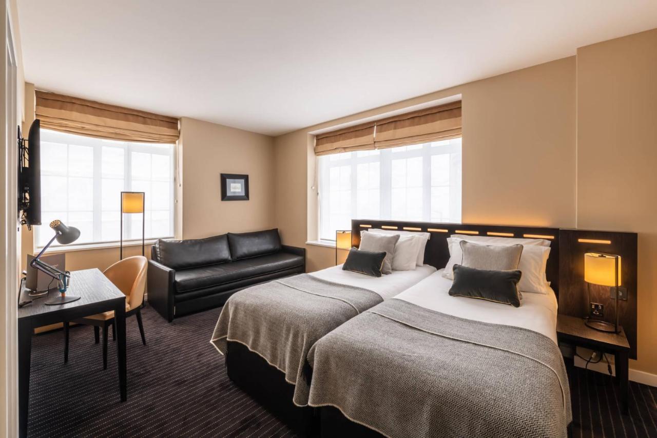 The Resident Victoria Hotel Лондон Екстериор снимка