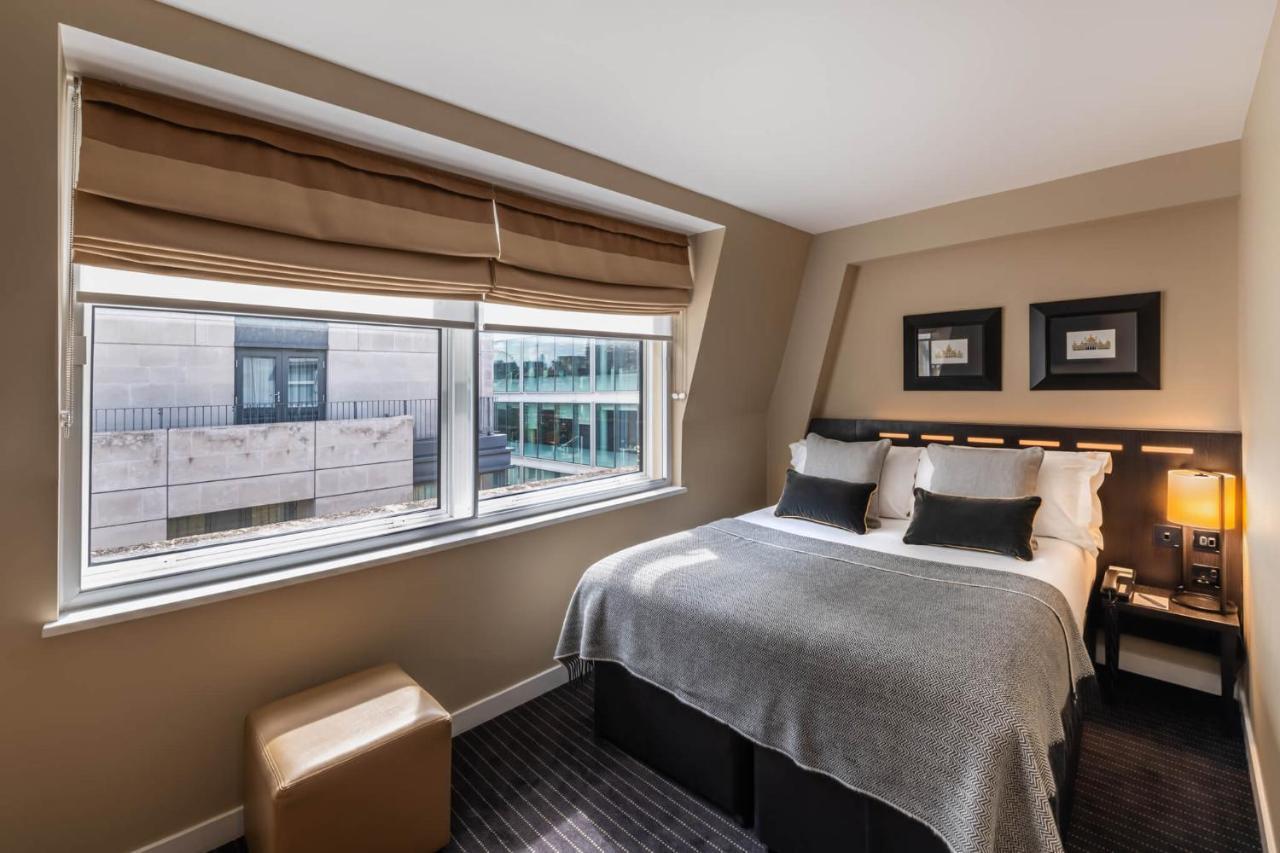 The Resident Victoria Hotel Лондон Екстериор снимка